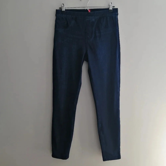 Spanx Jean-ish Ankle High Rise Jean Leggings in Twilight Rinse Medium (Fits 6-8) - Picture 3 of 16